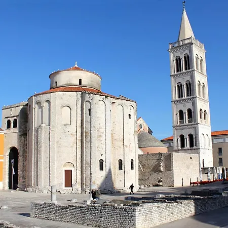 With Parking Space - 22113 Apartament Zadar