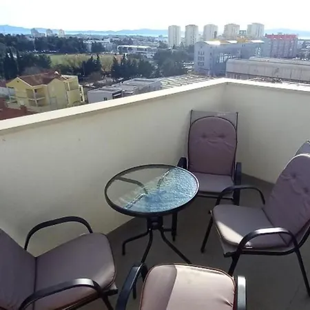 With Parking Space - 22113 Appartement
