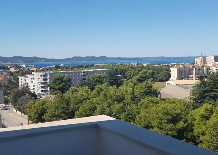 With Parking Space - 22113 * Ζαντάρ